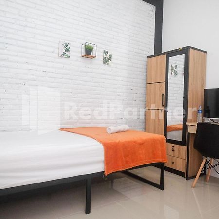 Rumah Daun Timoho Yogyakarta Redpartner Buitenkant foto