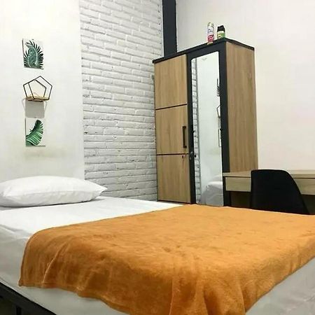 Rumah Daun Timoho Yogyakarta Redpartner Buitenkant foto