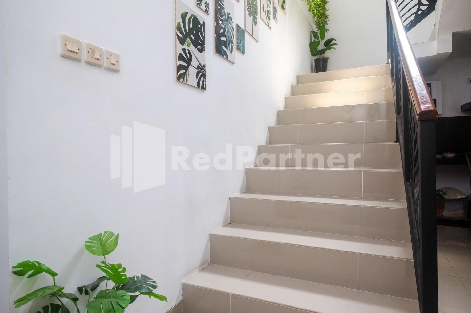 Rumah Daun Timoho Yogyakarta Redpartner Buitenkant foto